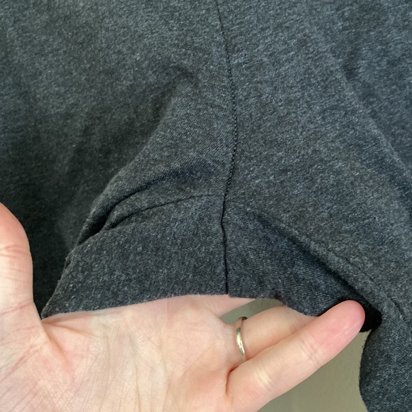 PINK VS Yoga high waisted capris with mesh bottoms - Picture 5 of 8